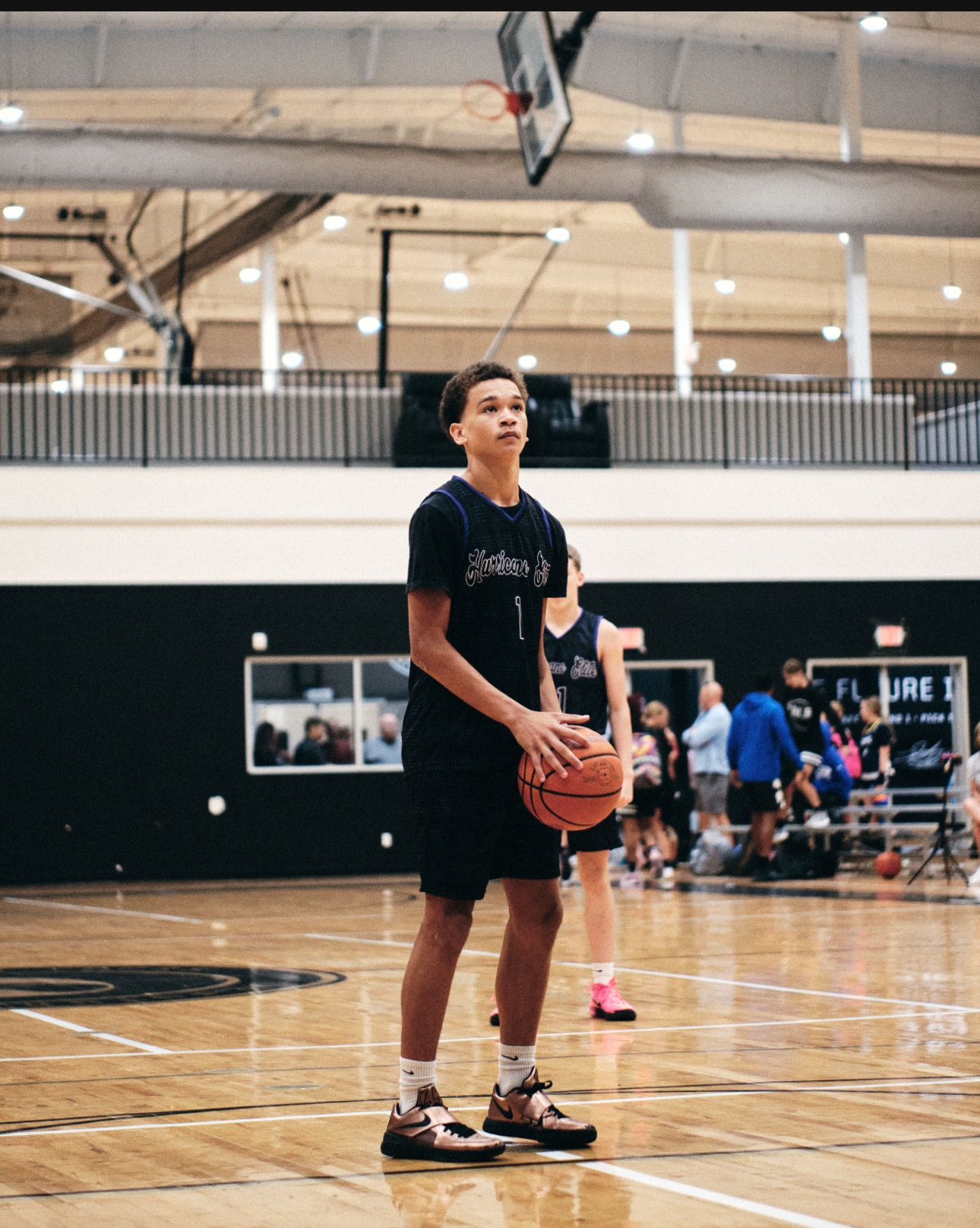 Hurricane Elite player shooting free throw